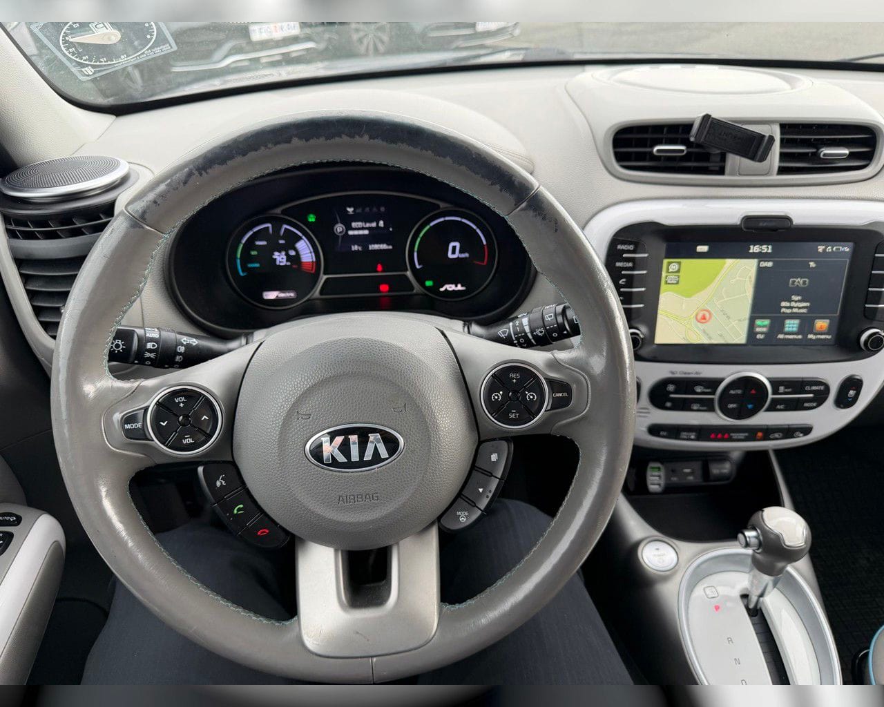 KIA SOUL
