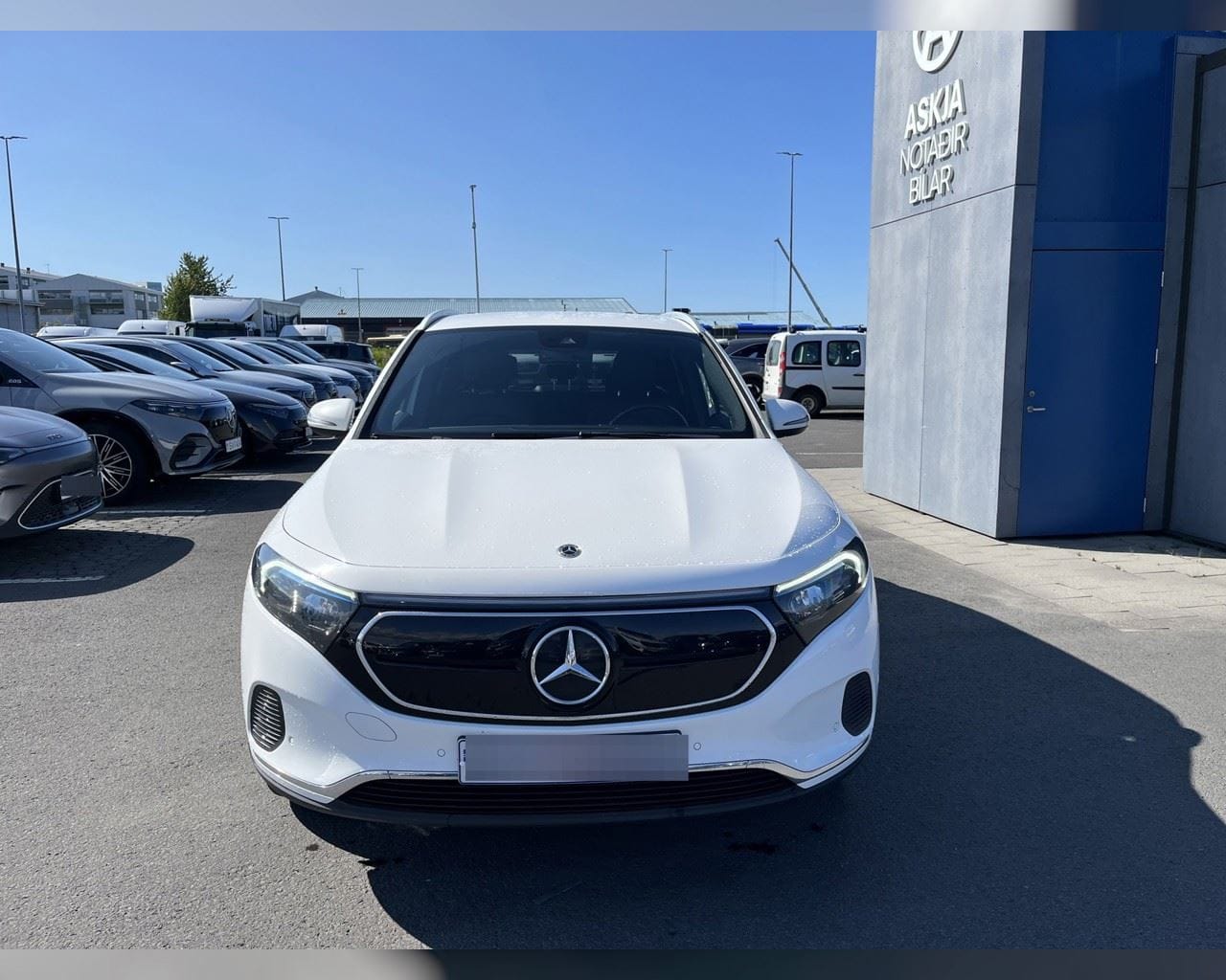MERCEDES-BENZ EQA 250 PROGRESSIVE