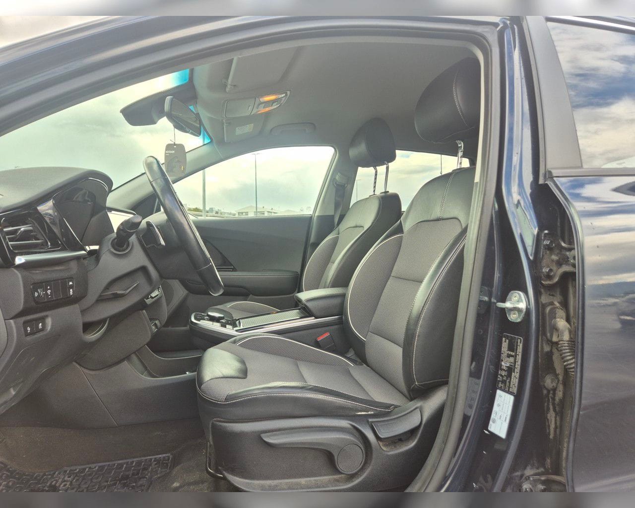 KIA NIRO URBAN 64 KWH