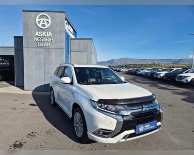 MITSUBISHI OUTLANDER INSTYLE PHEV