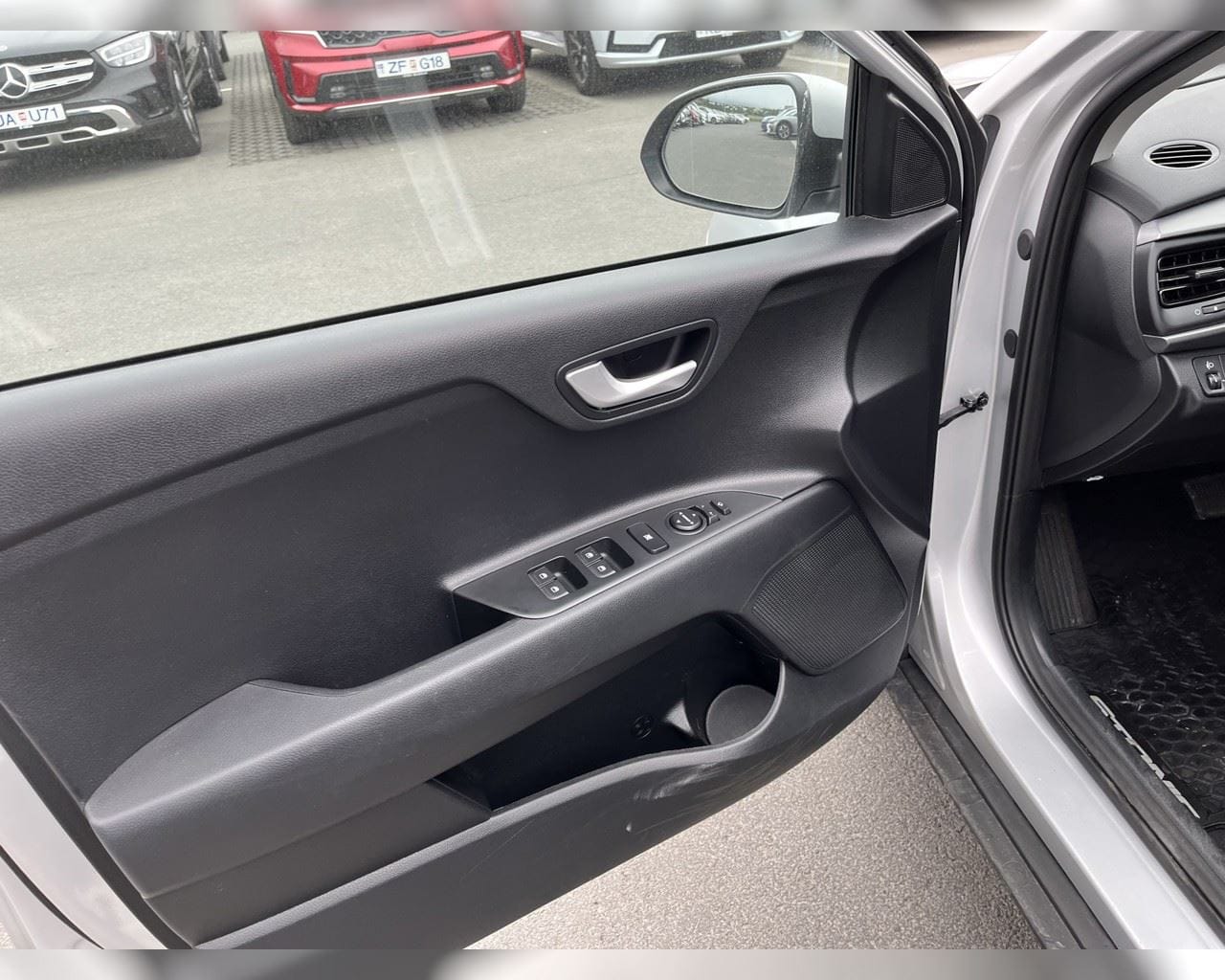 KIA STONIC URBAN