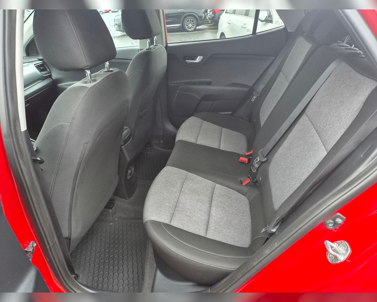 KIA STONIC URBAN