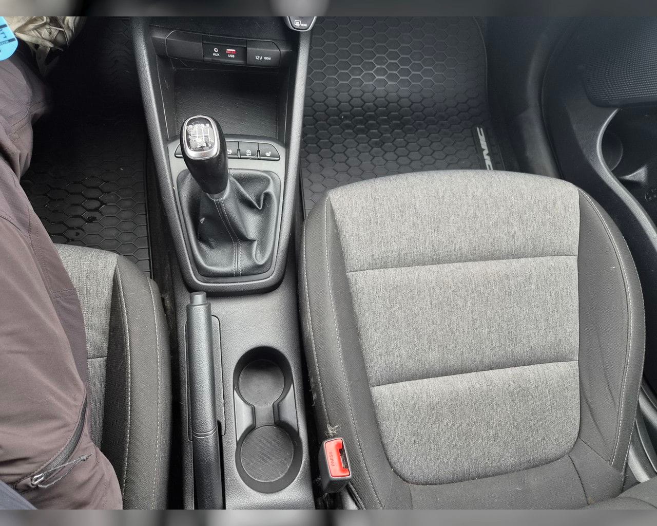 KIA STONIC URBAN
