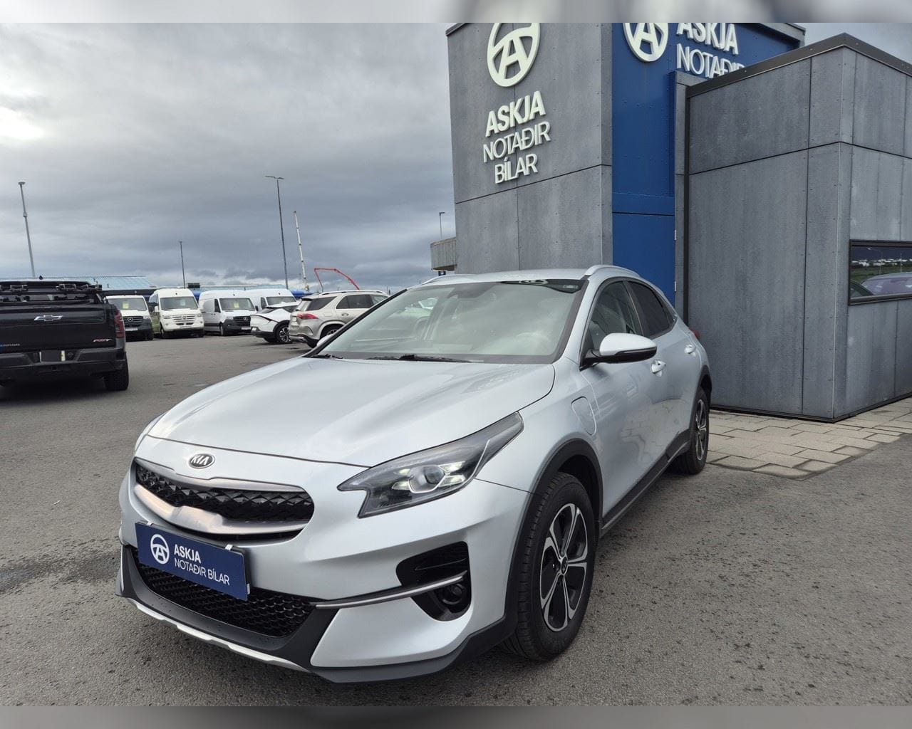 KIA XCEED PHEV URBAN