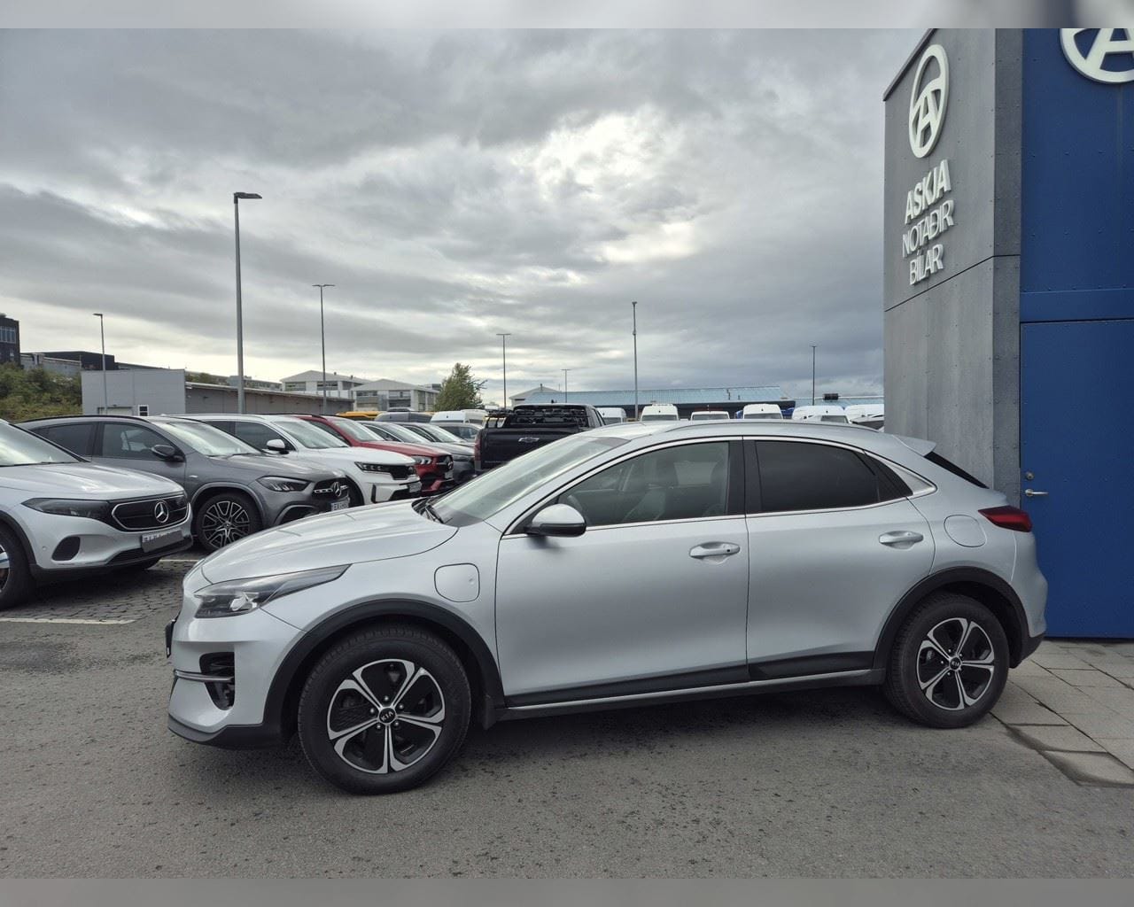 KIA XCEED PHEV URBAN
