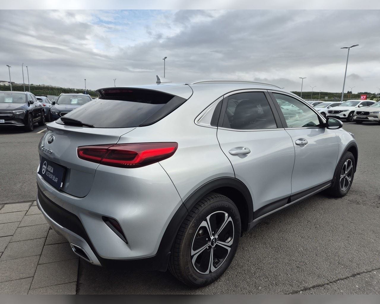 KIA XCEED PHEV URBAN