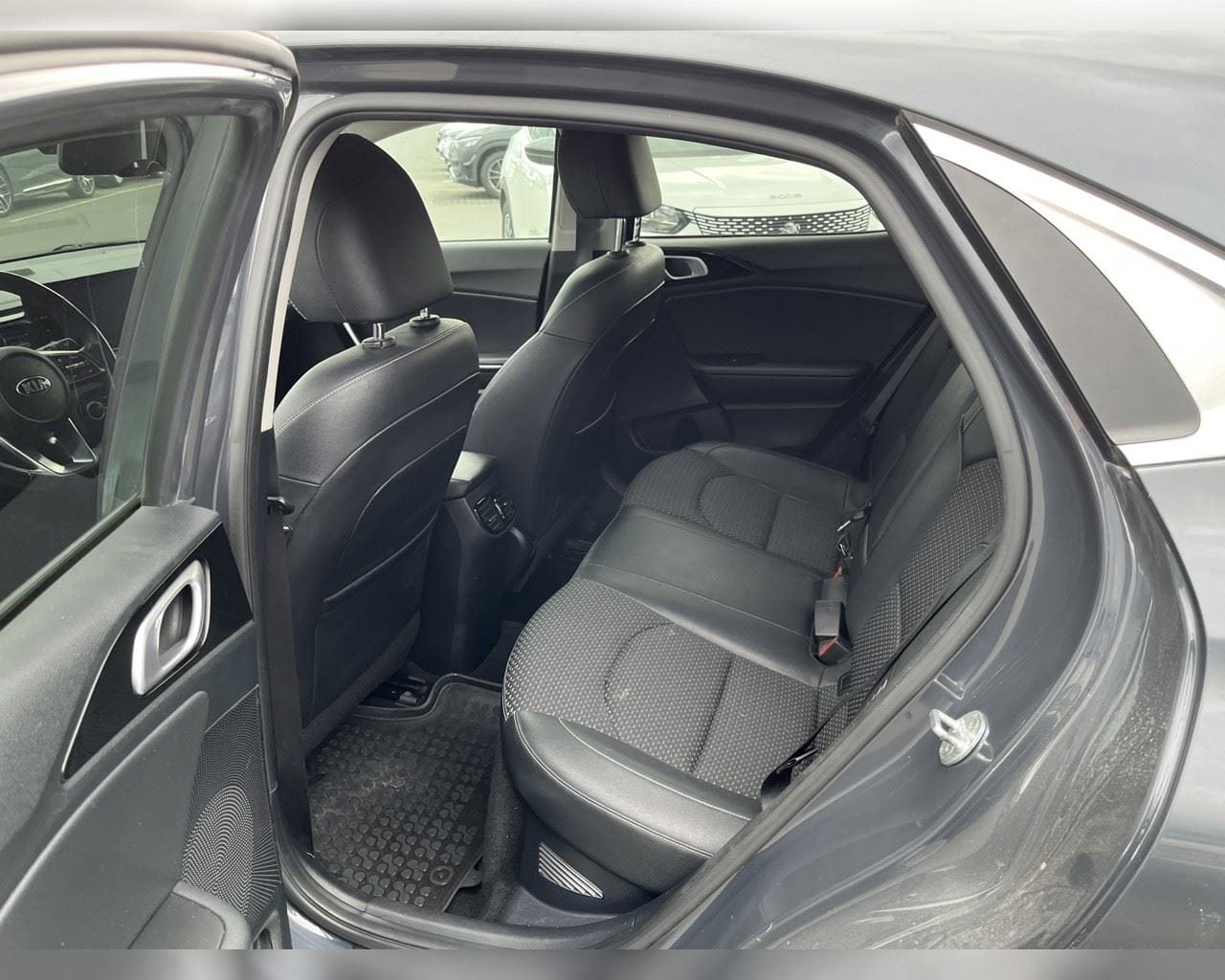 KIA XCEED PHEV URBAN