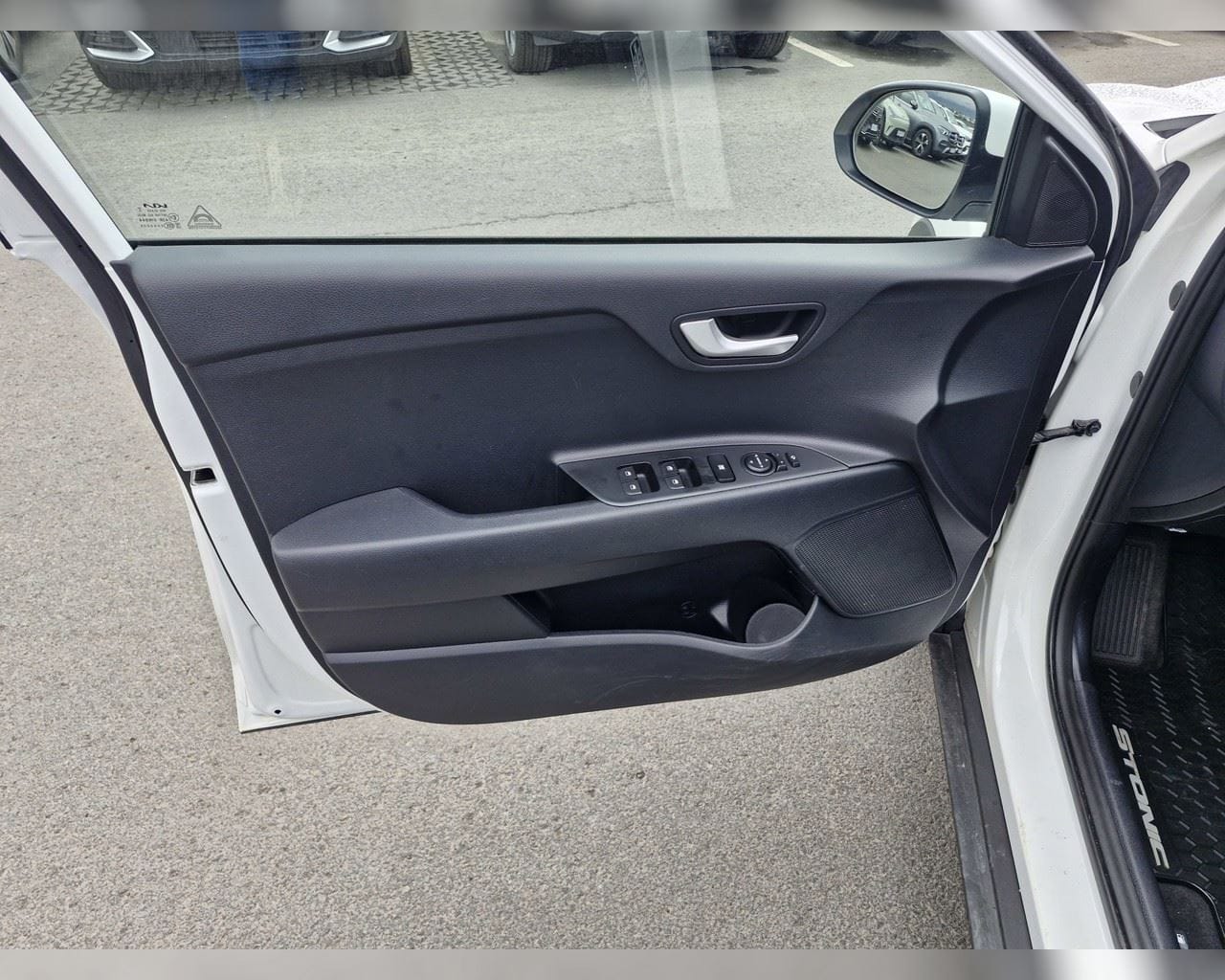 KIA STONIC URBAN