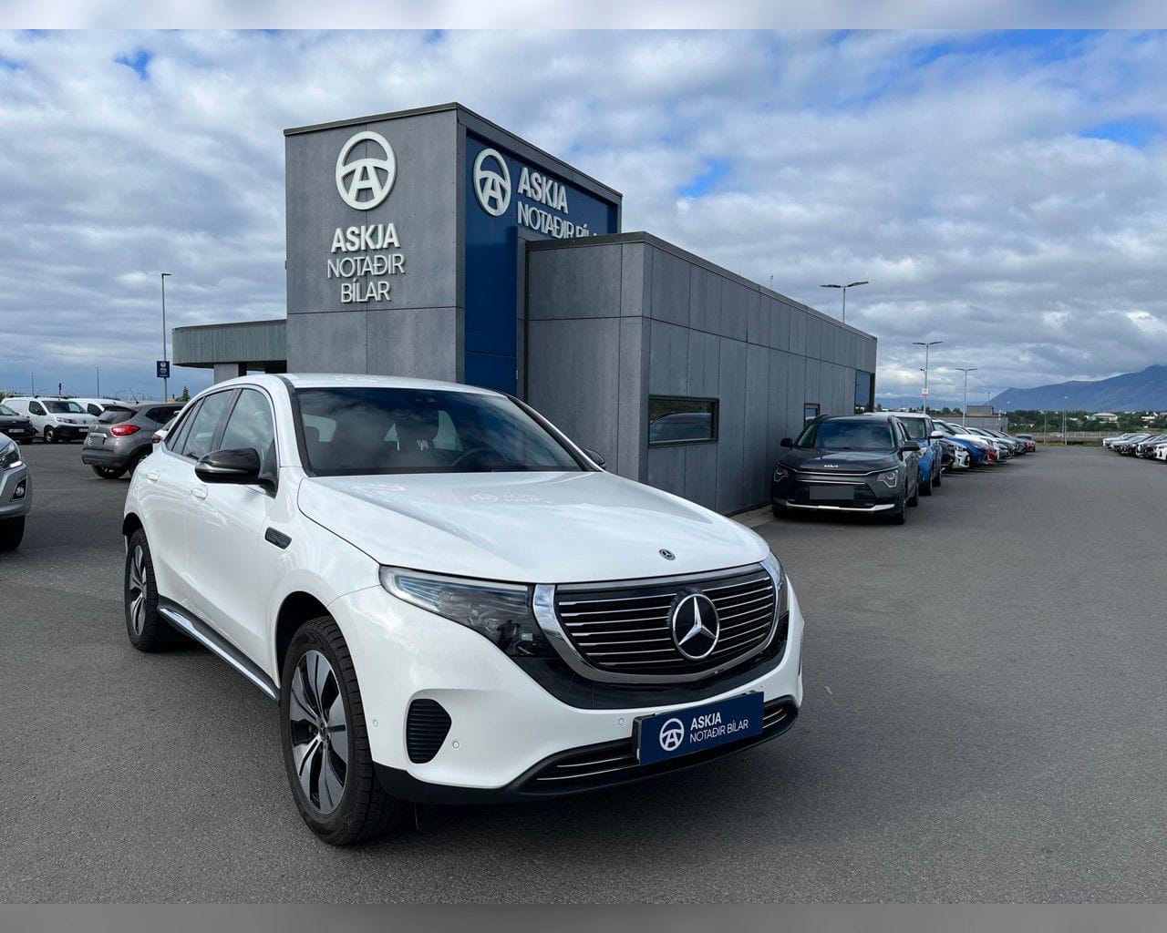 MERCEDES-BENZ EQC 400 4MATIC PURE