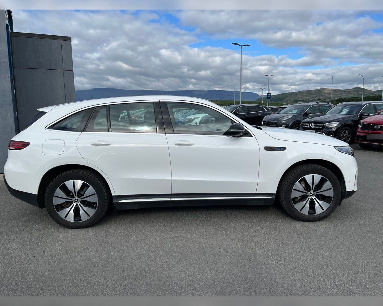 MERCEDES-BENZ EQC 400 4MATIC PURE
