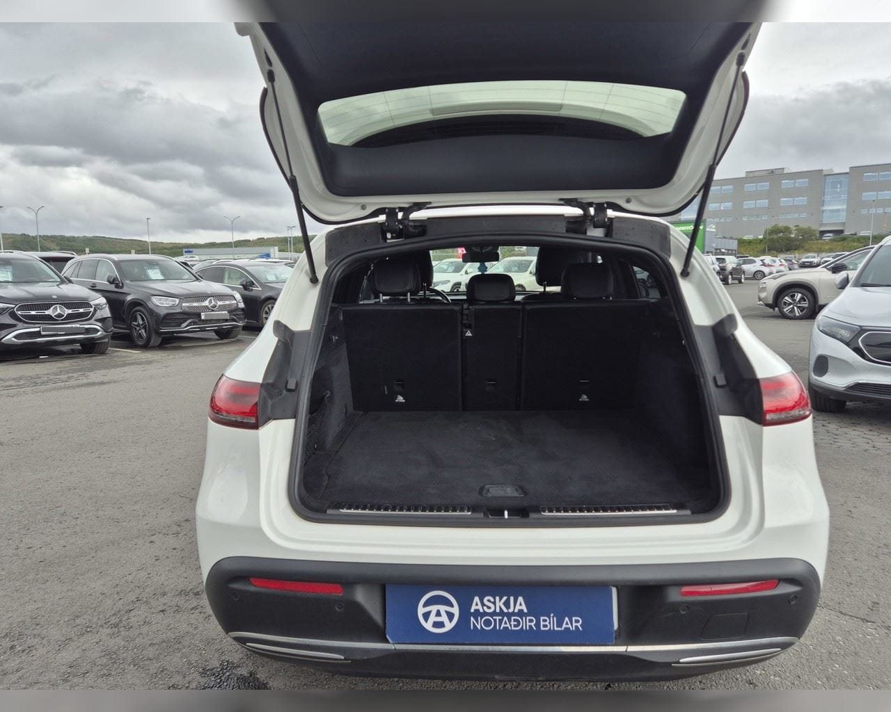 MERCEDES-BENZ EQC 400 4MATIC PROGRESSIVE