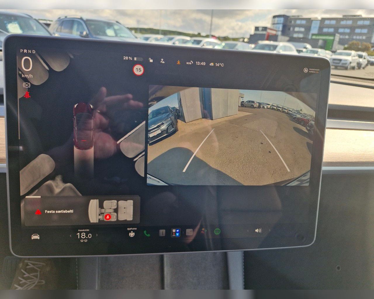TESLA MODEL Y SR