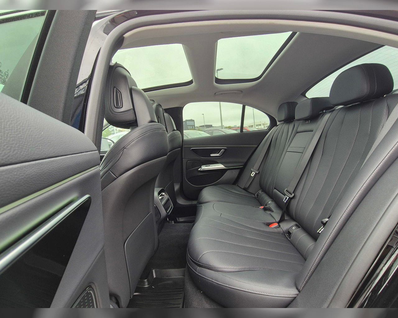 MERCEDES-BENZ E 300 4MATIC PROGRESSIVE