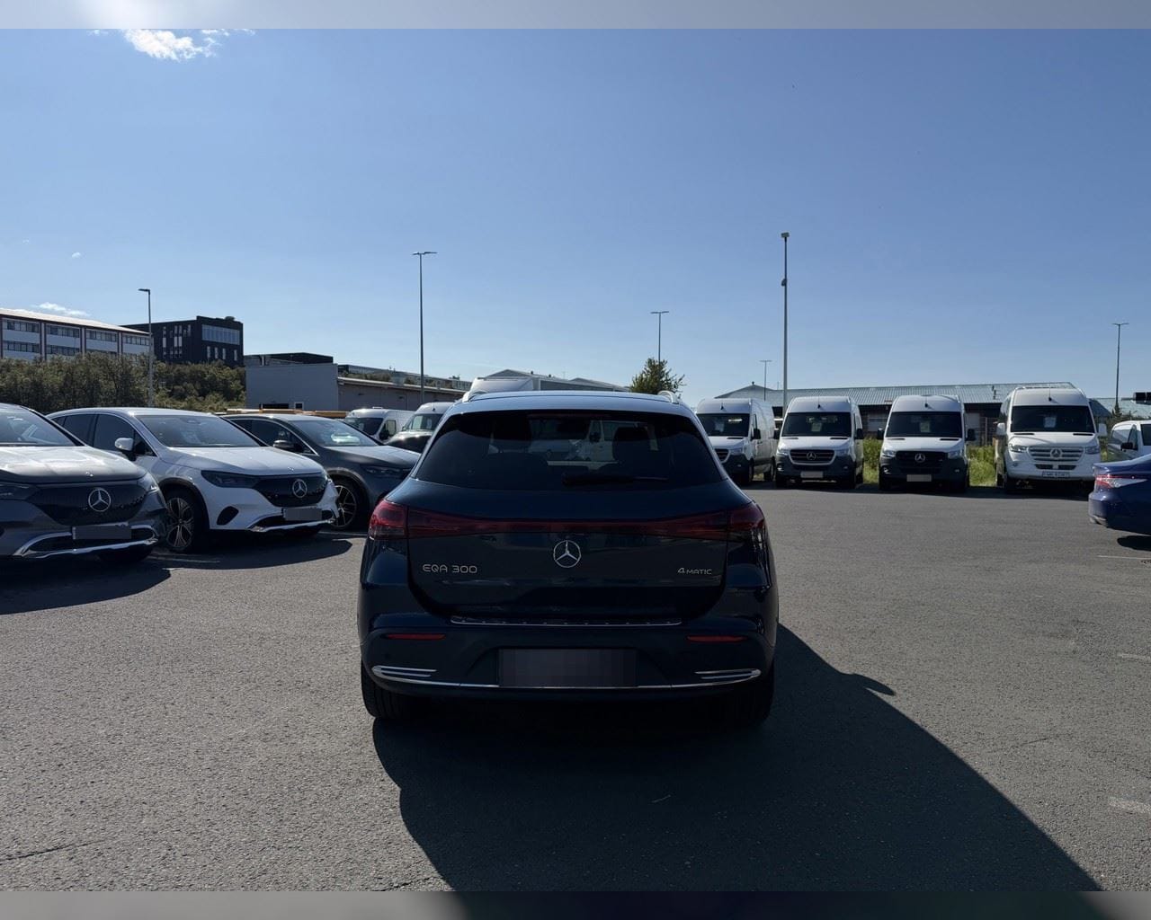 MERCEDES-BENZ EQA 300 4MATIC PROGRESSIVE