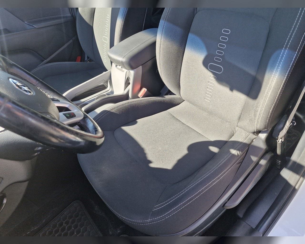 KIA SPORTAGE EX