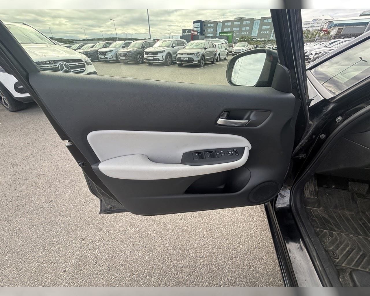 HONDA JAZZ EXECUTIVE HYBRID