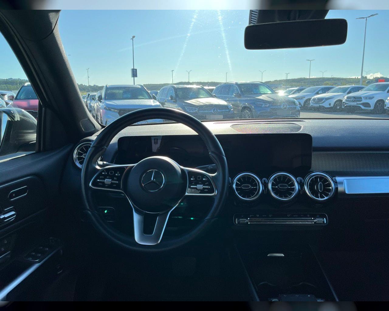 MERCEDES-BENZ EQB 300 4MATIC PROGRESSIVE