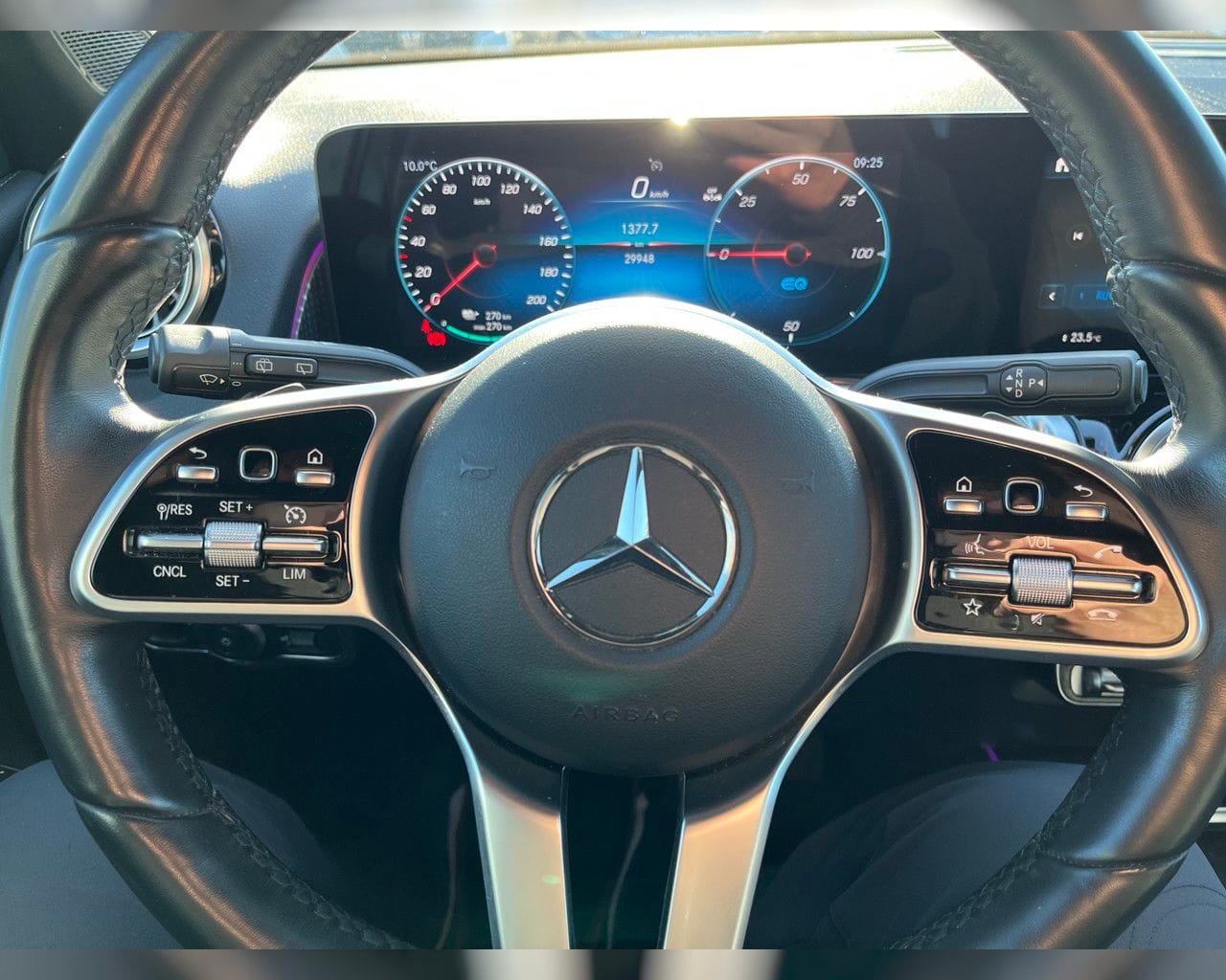 MERCEDES-BENZ EQB 300 4MATIC PROGRESSIVE
