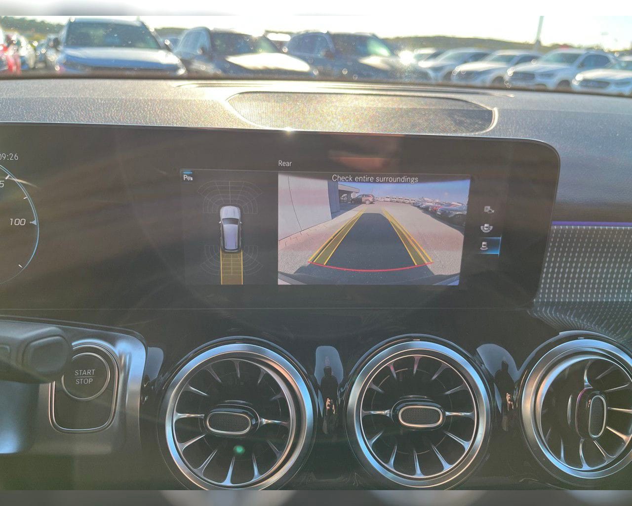 MERCEDES-BENZ EQB 300 4MATIC PROGRESSIVE