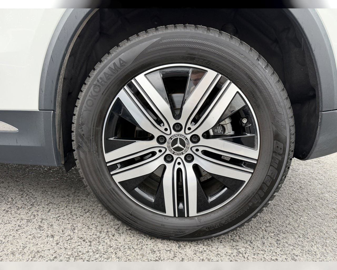 MERCEDES-BENZ EQA 300 4MATIC