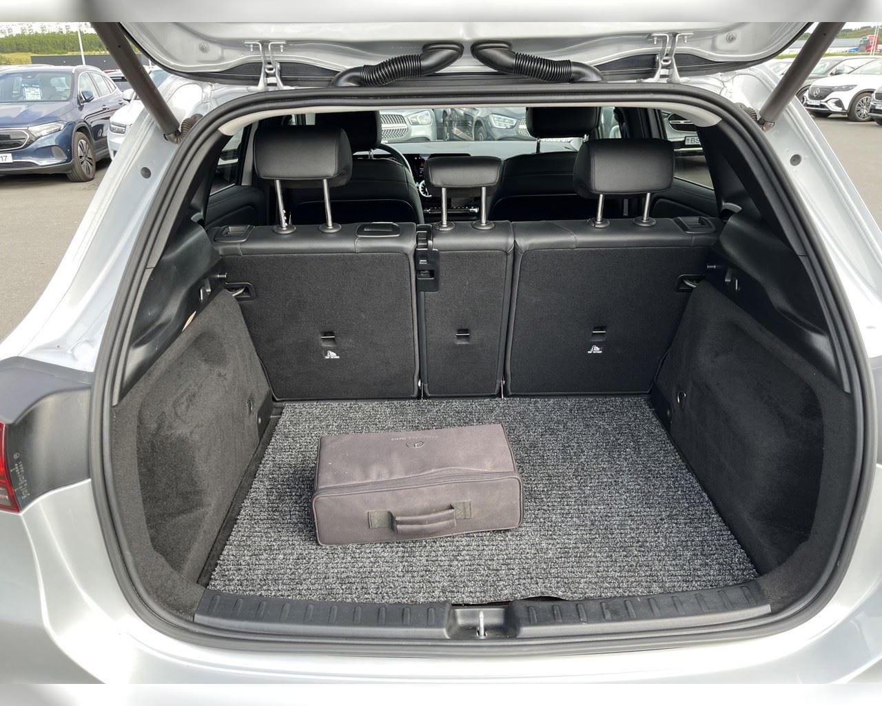 MERCEDES-BENZ GLA 250 E PROGRESSIVE