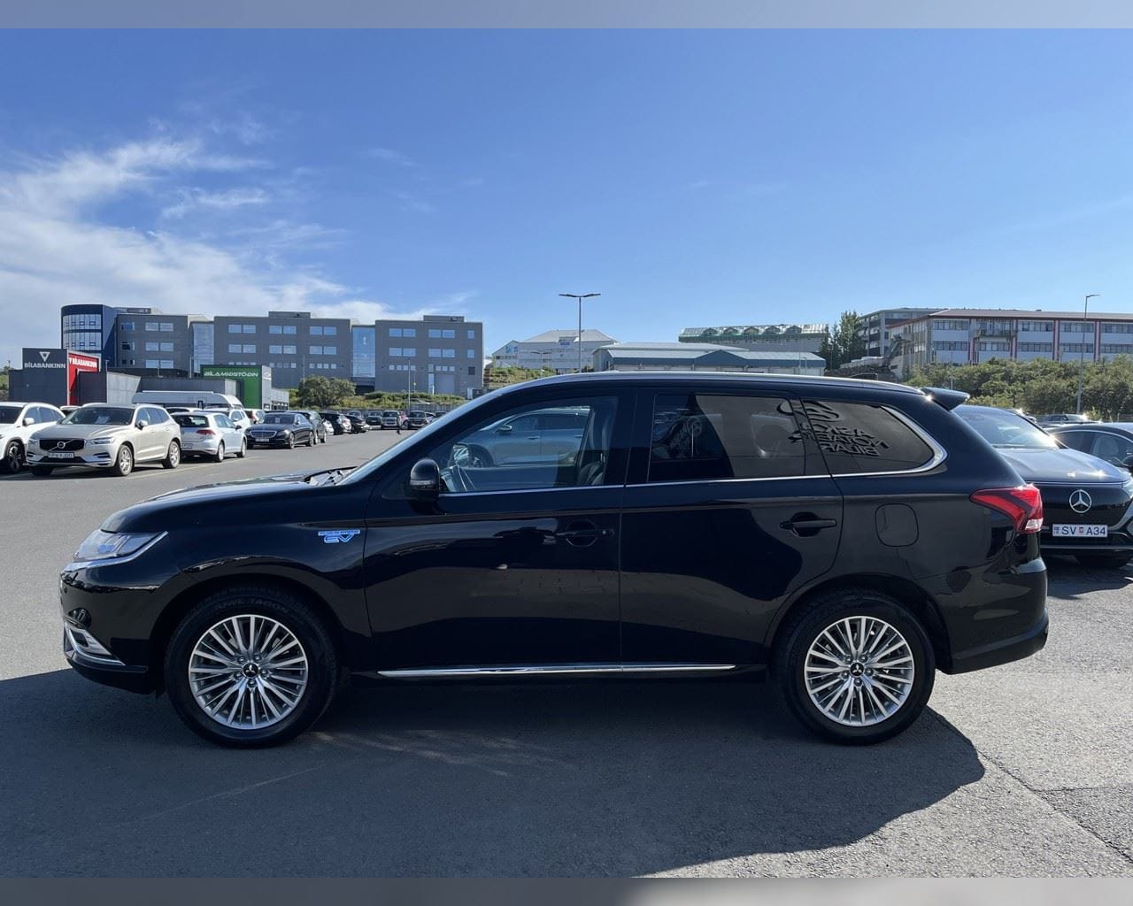 MITSUBISHI OUTLANDER PHEV