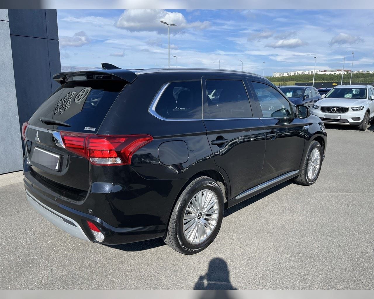 MITSUBISHI OUTLANDER PHEV