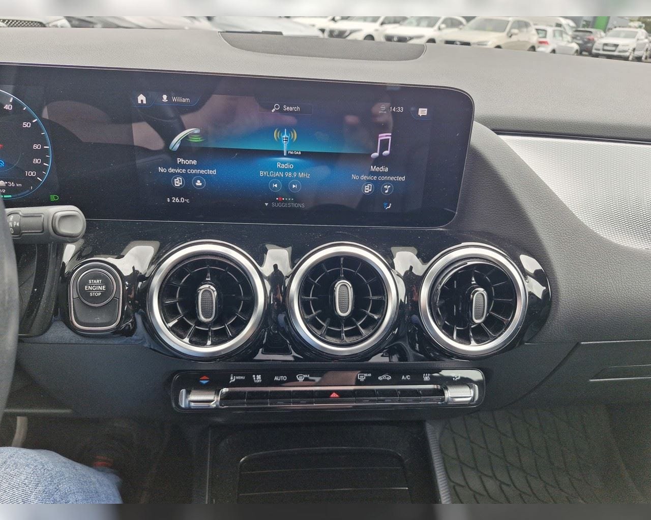 MERCEDES-BENZ GLA 250 E STYLE