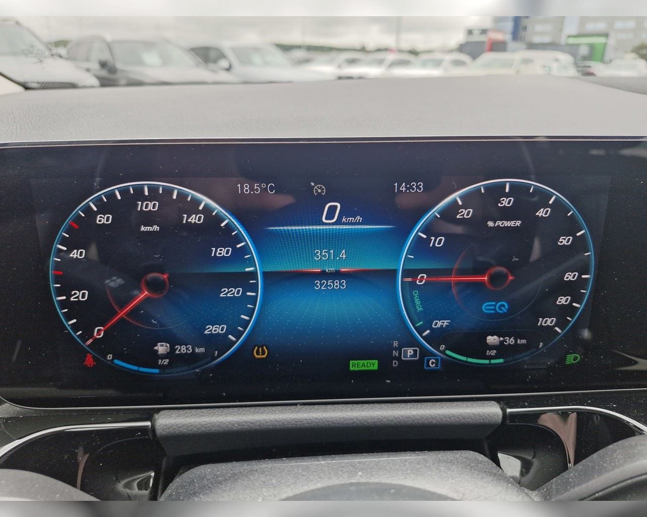 MERCEDES-BENZ GLA 250 E STYLE
