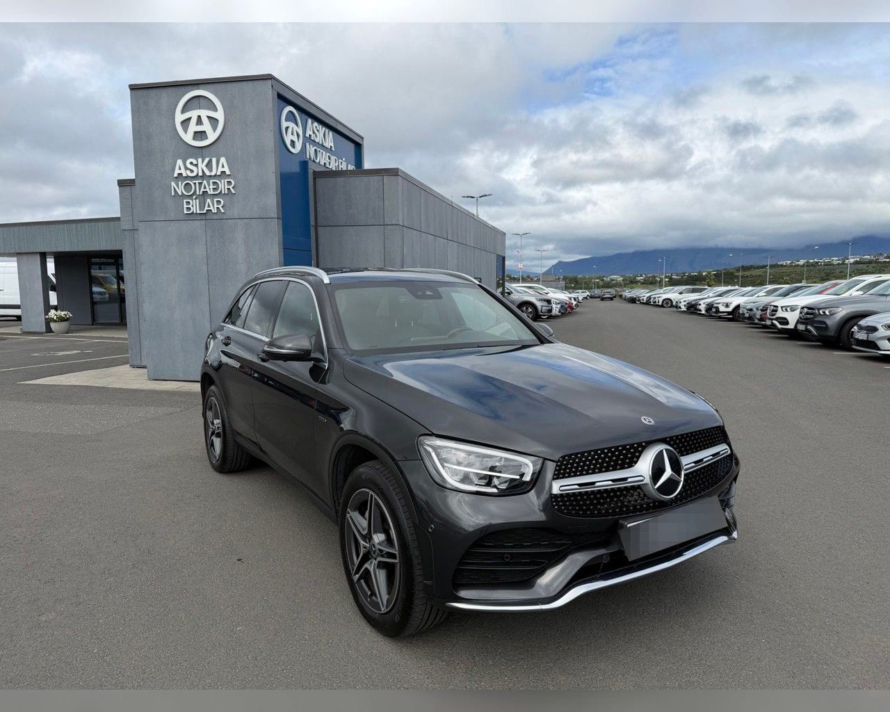 MERCEDES-BENZ GLC 300 E 4MATIC