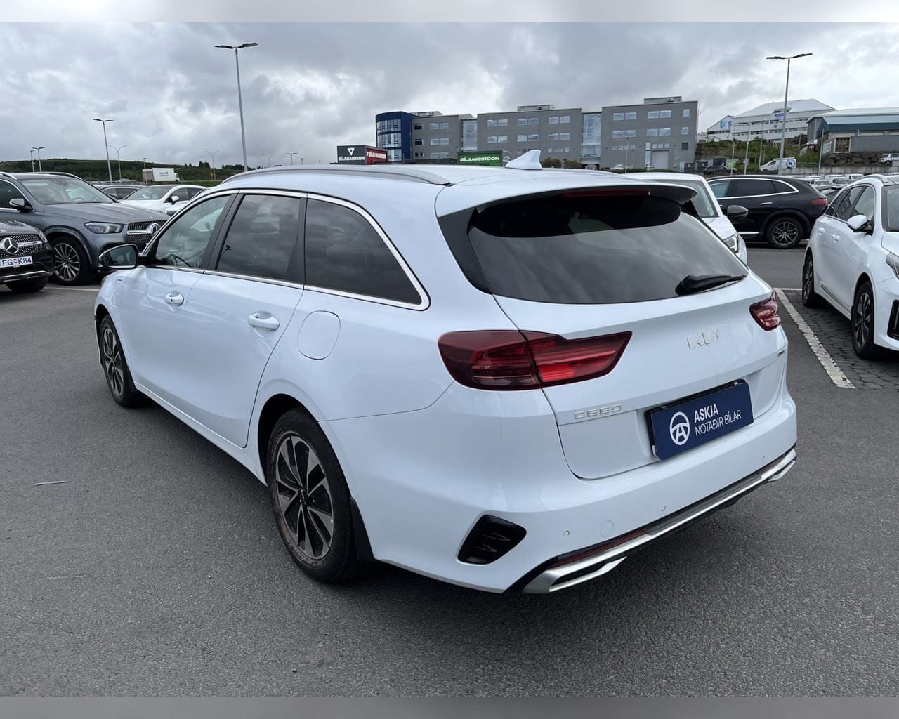 KIA CEED SW PHEV URBAN